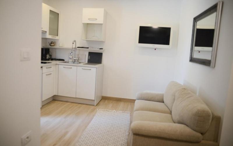 Modern Getaway Studio For Two Ρόβινι Εξωτερικό φωτογραφία
